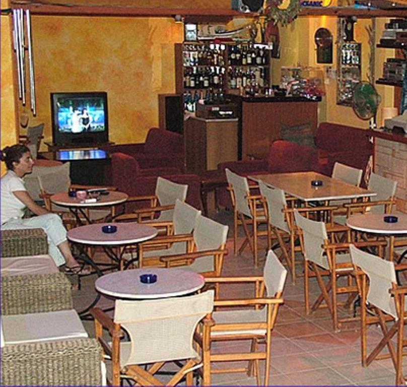 Costantonia Holiday Apartments Agia Marina  Экстерьер фото